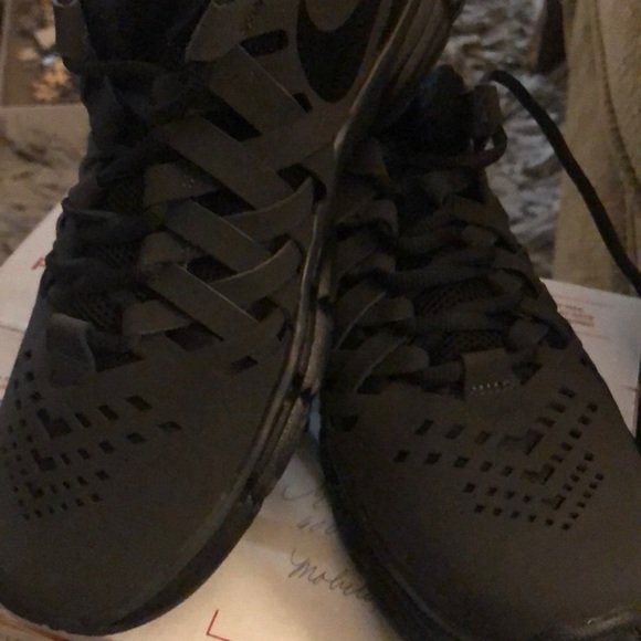Nike men’s Fngertrap size 8..black - Picture 2 of 2